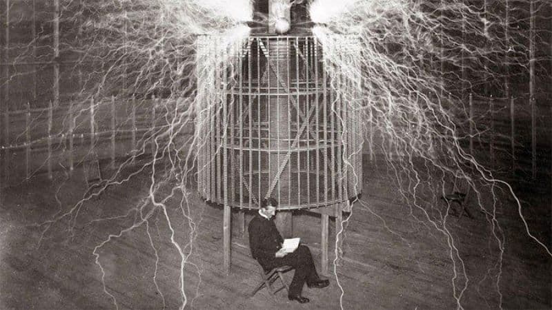 Nikola Tesla tại sao chết?